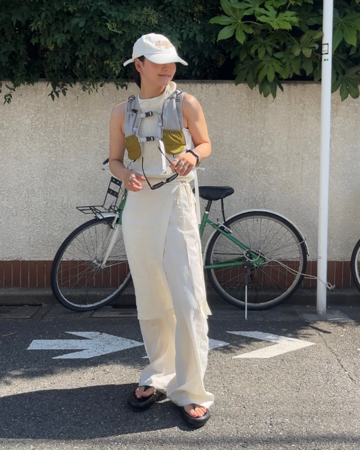 runner active vest yellow