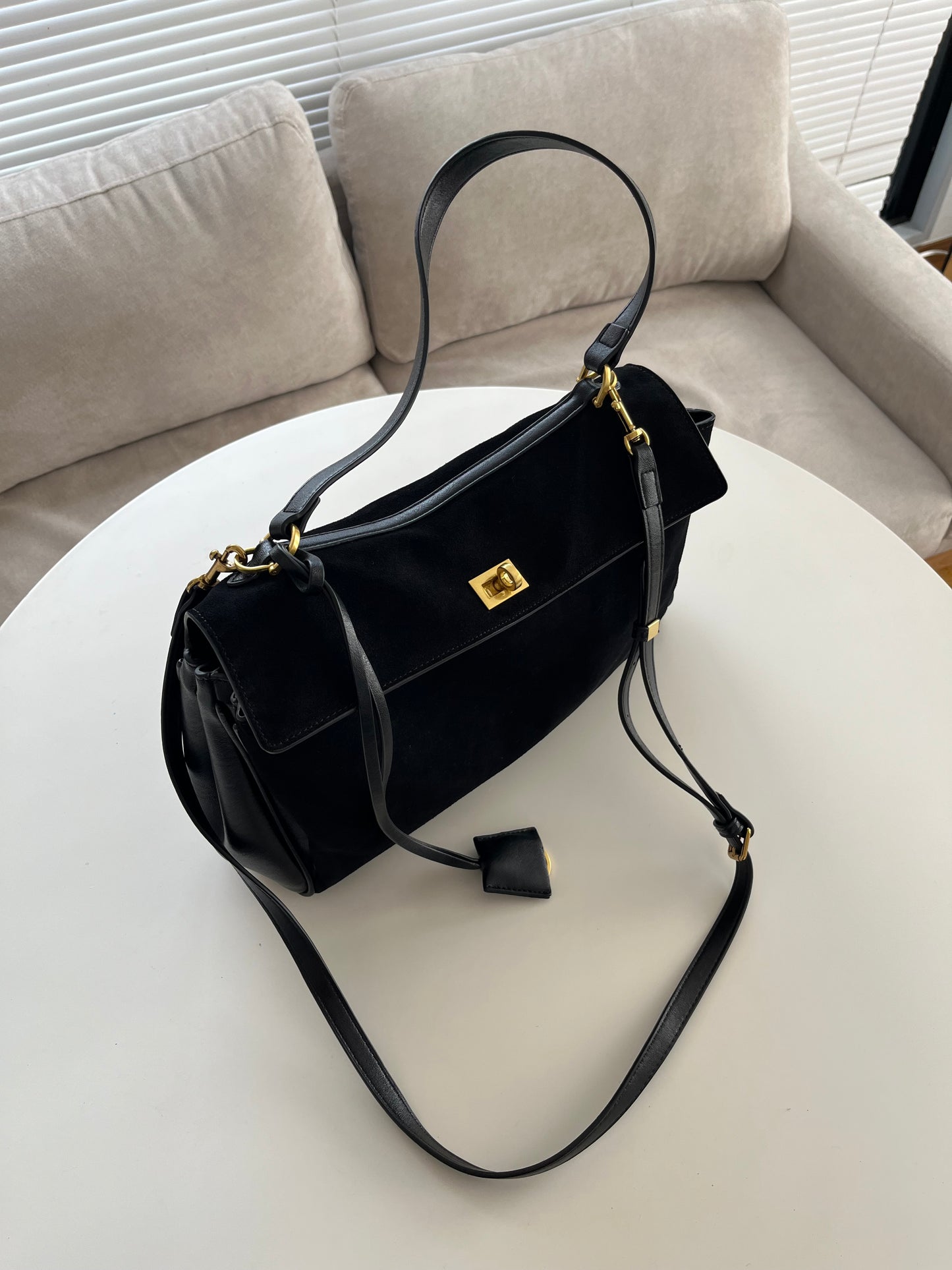 Orné Leather Shoulder Bag black(suede-touch)