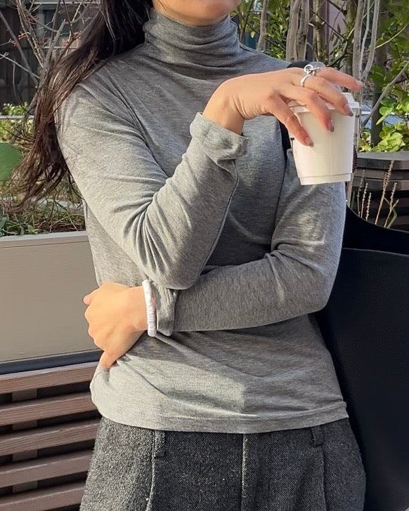 Layer Soft Turtleneck Gray