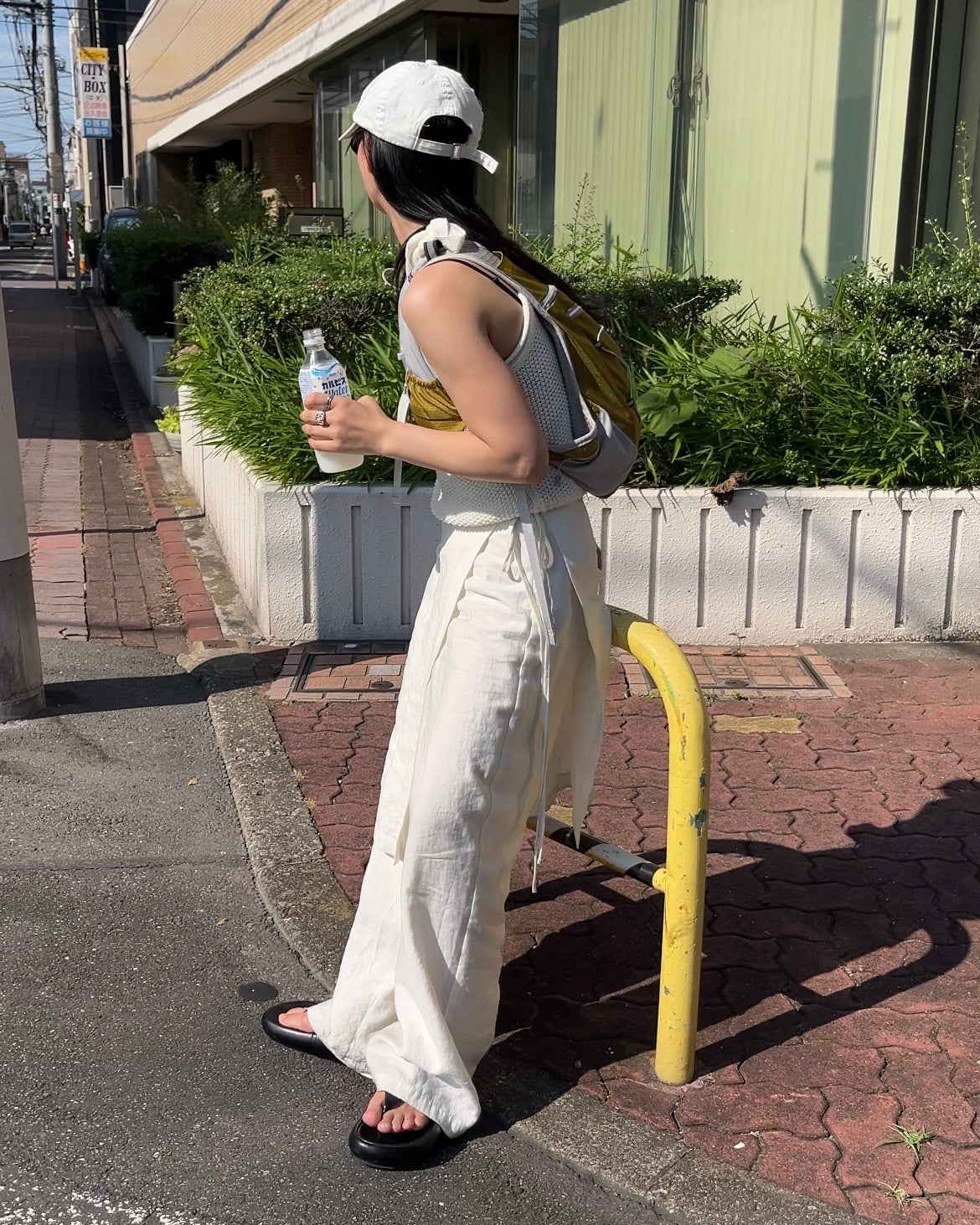 runner active vest yellow