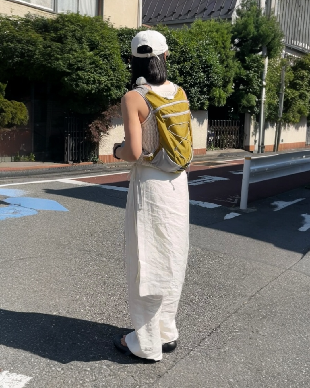 runner active vest yellow