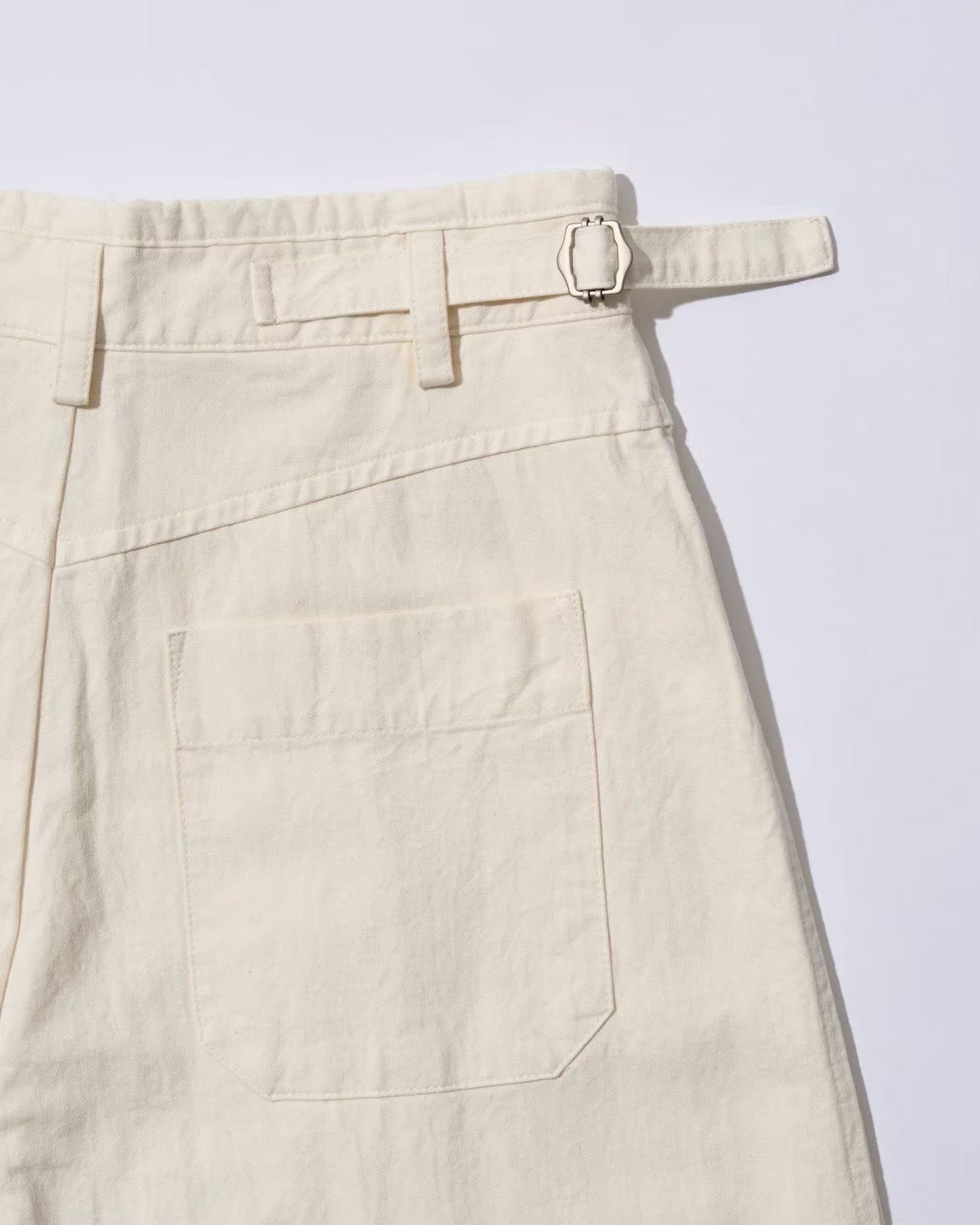 Buckle Straight Cotton Pants white