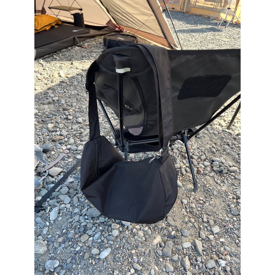moon shoulder bag black
