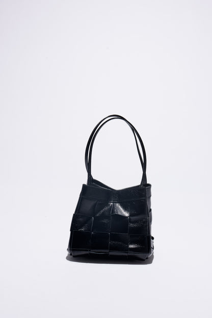 [9/17new] grid leather bag 10月中旬～下旬入荷