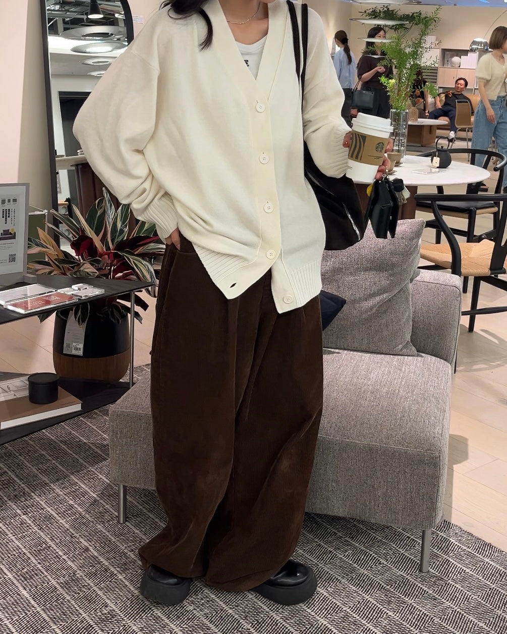 Pure Wool Relax Cardigan white