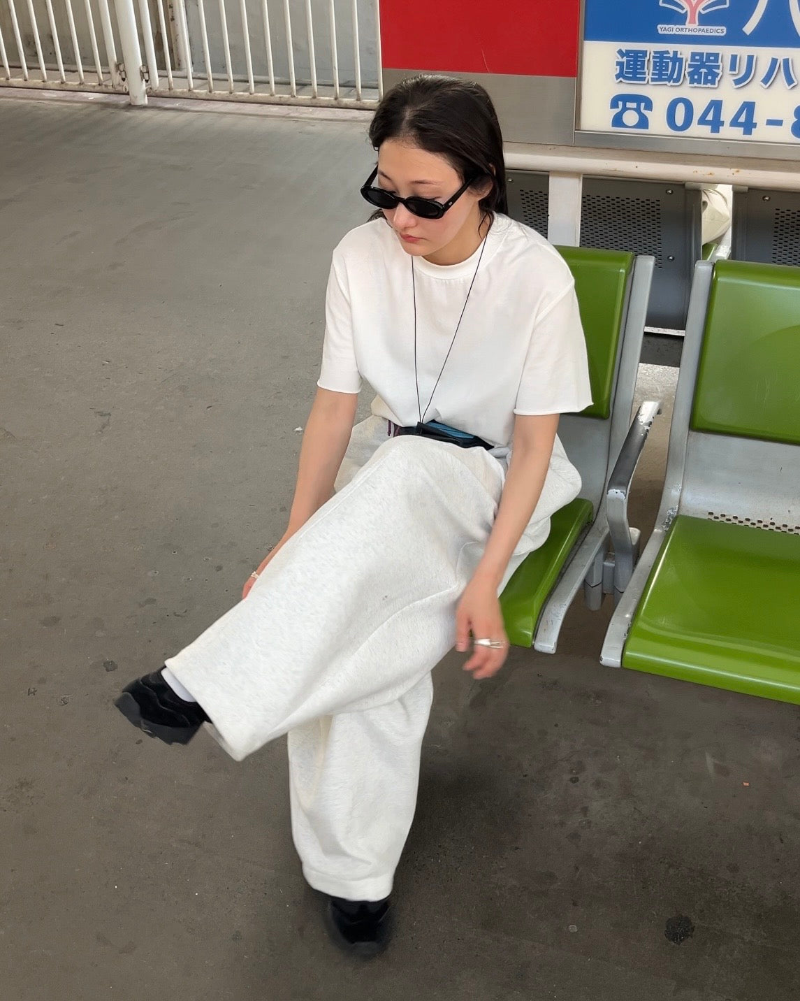 [5/21new]Curved Wide Sweat Pants oatmeal 6月上旬〜下旬入荷