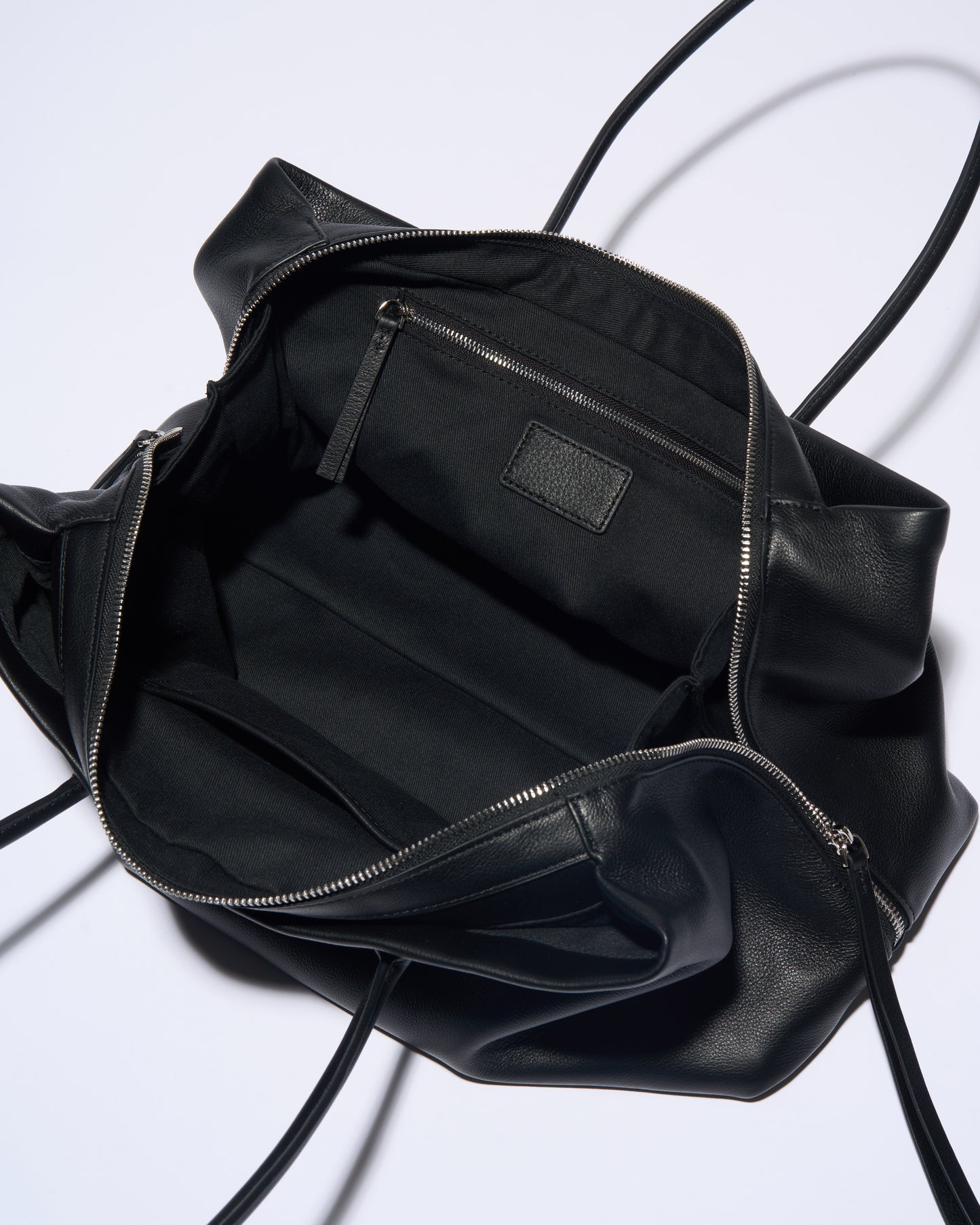 [3/12 new] Razor Boston square bag L