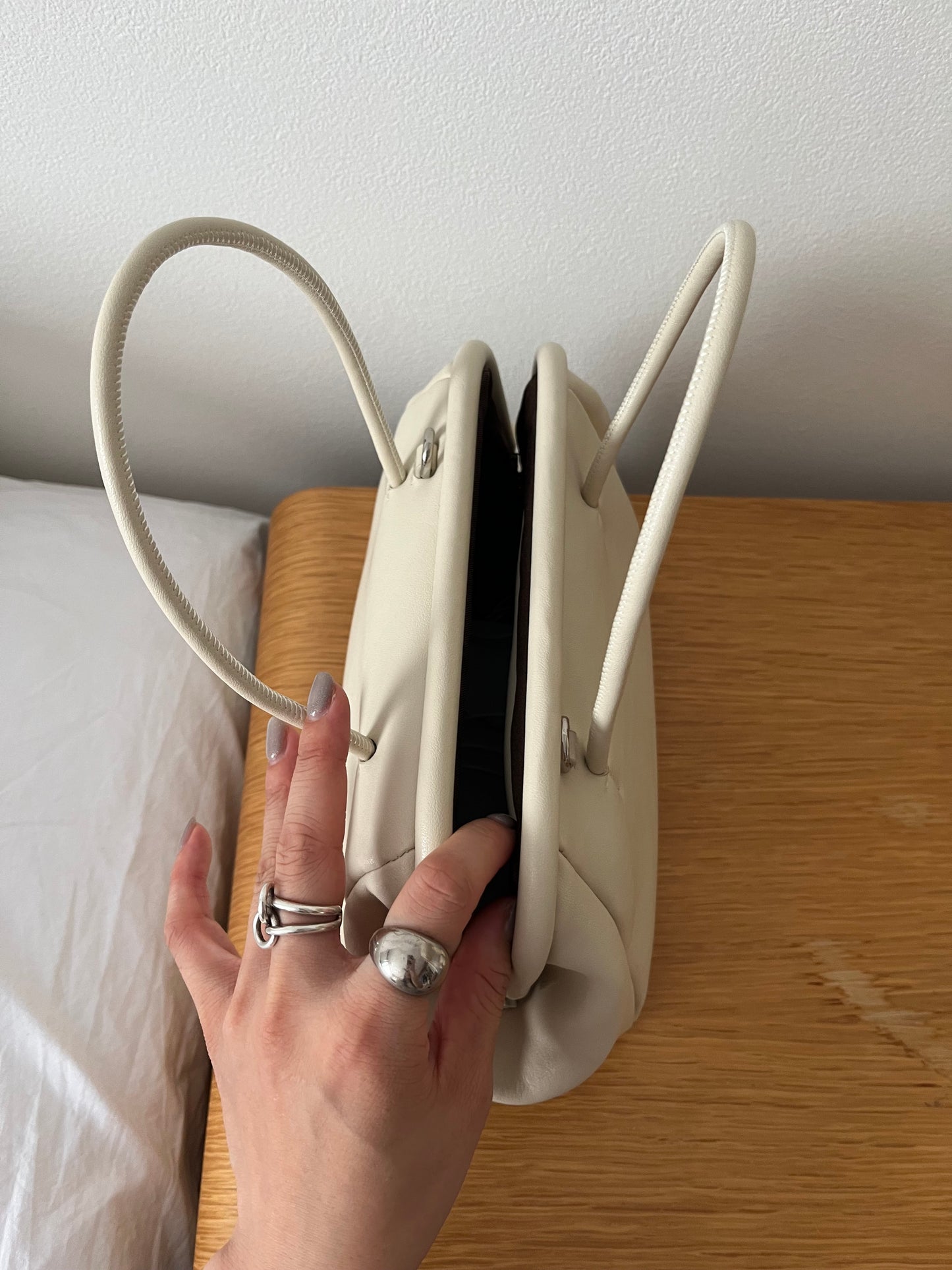 [9/14restock][予約]minimal Leather 2way Bag ivory 9月下旬～10月初旬入荷