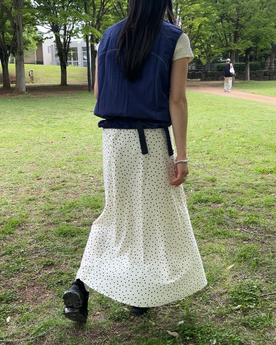 [6/18new]Fluid Dot Skirt white