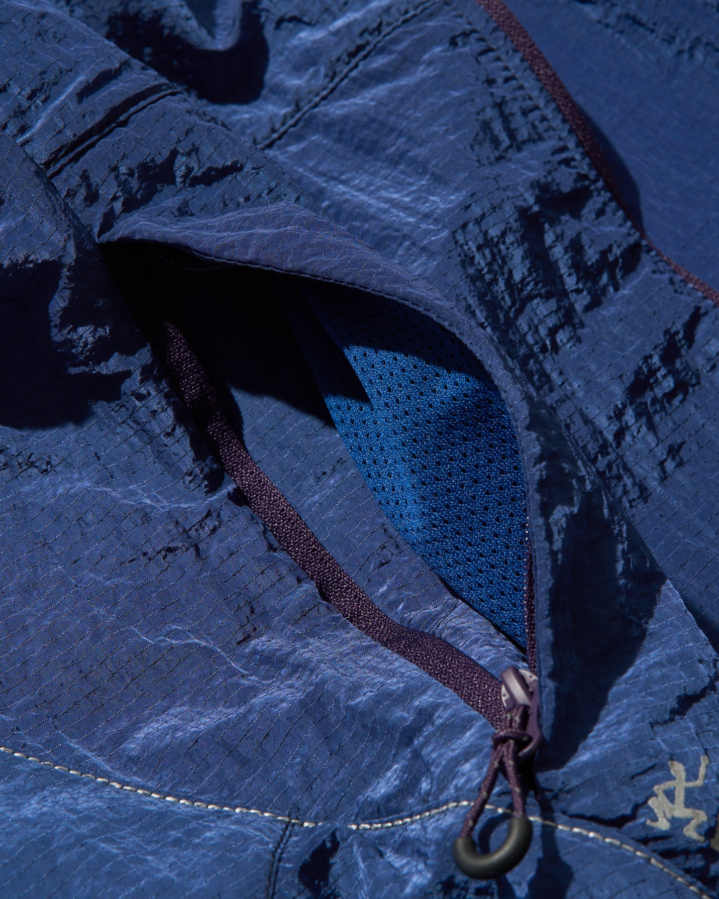 [6/18new]Tech Light Zip Vest navy