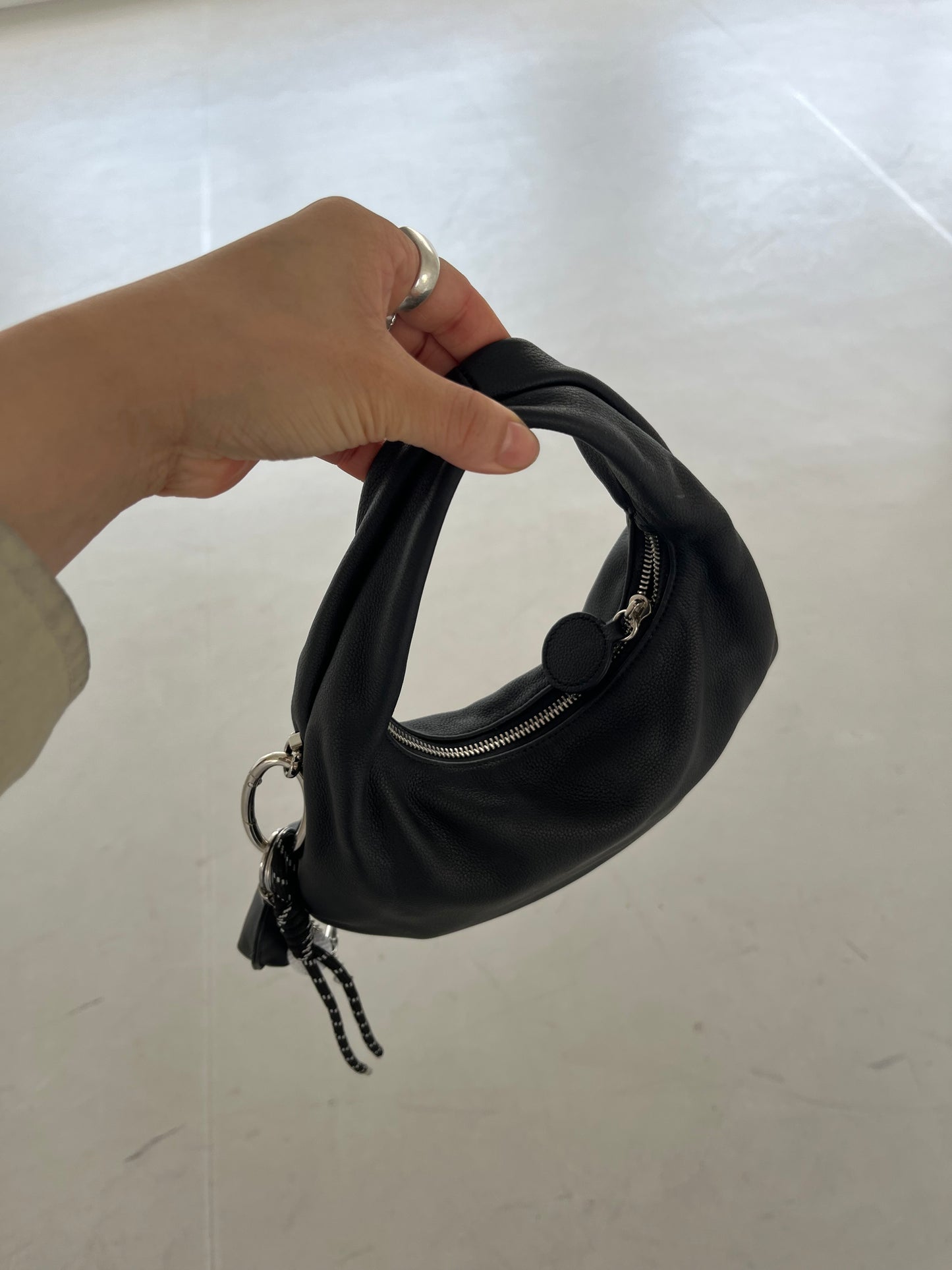 [5/21new]Round Curve Leather Bag black  6月上旬〜下旬入荷