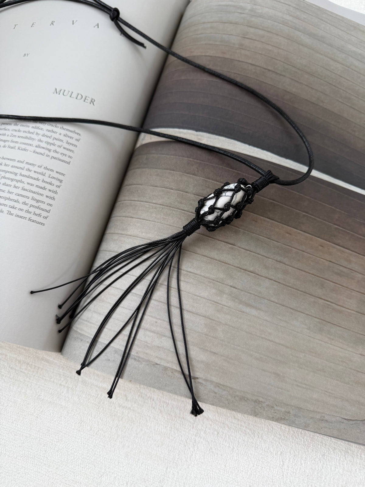 [9/17new] macramé stone necklace 10月中旬～下旬入荷