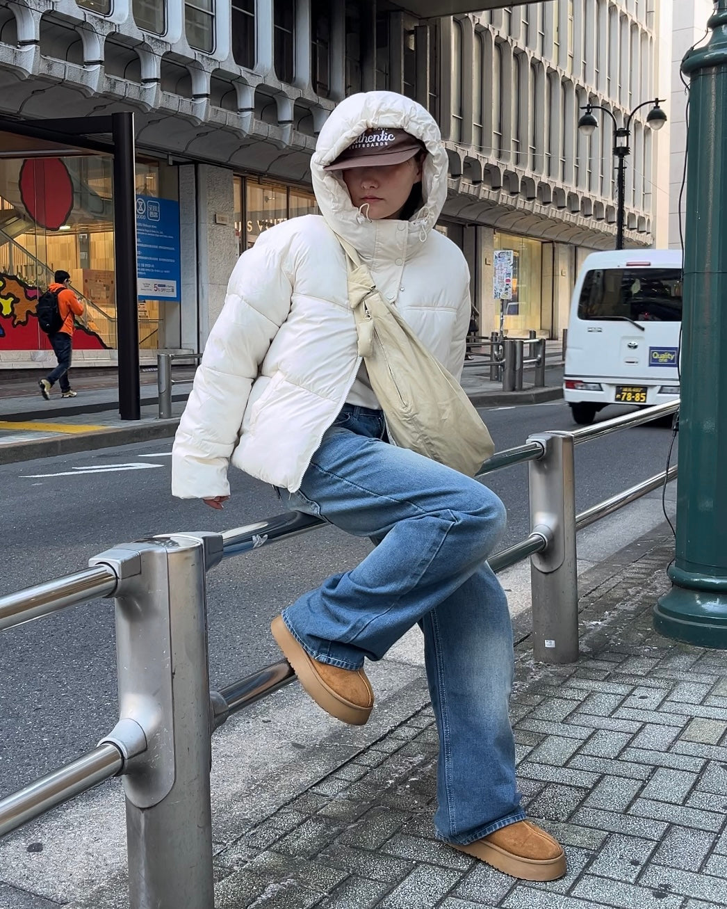 wrinkl shoulder bag ivory