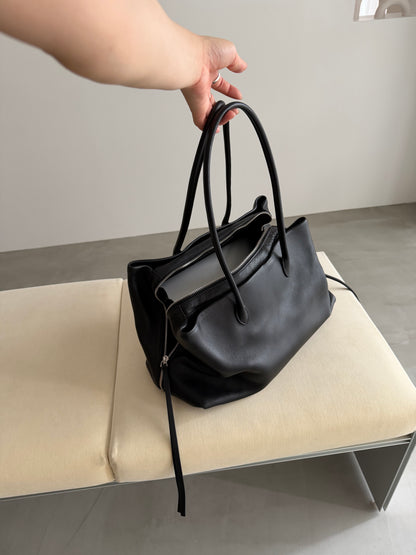 leather Boston square bag L 9月下旬入荷分
