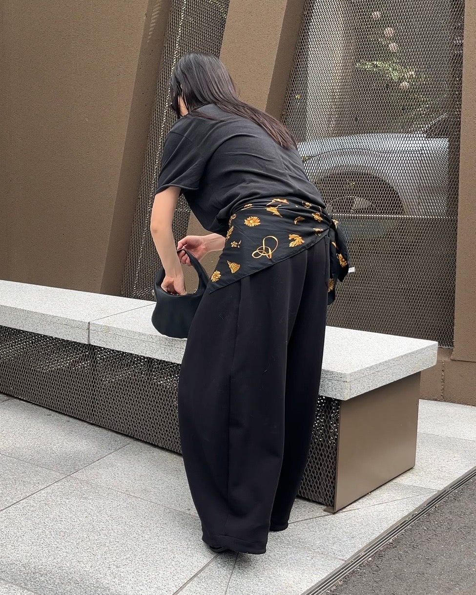 [5/21new]Curved Wide Sweat Pants black 6月上旬〜中旬入荷
