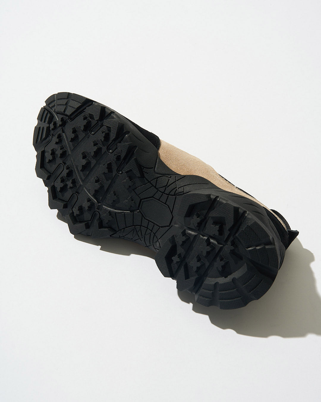 [12/18 new] Earthform Slip-on Ivory