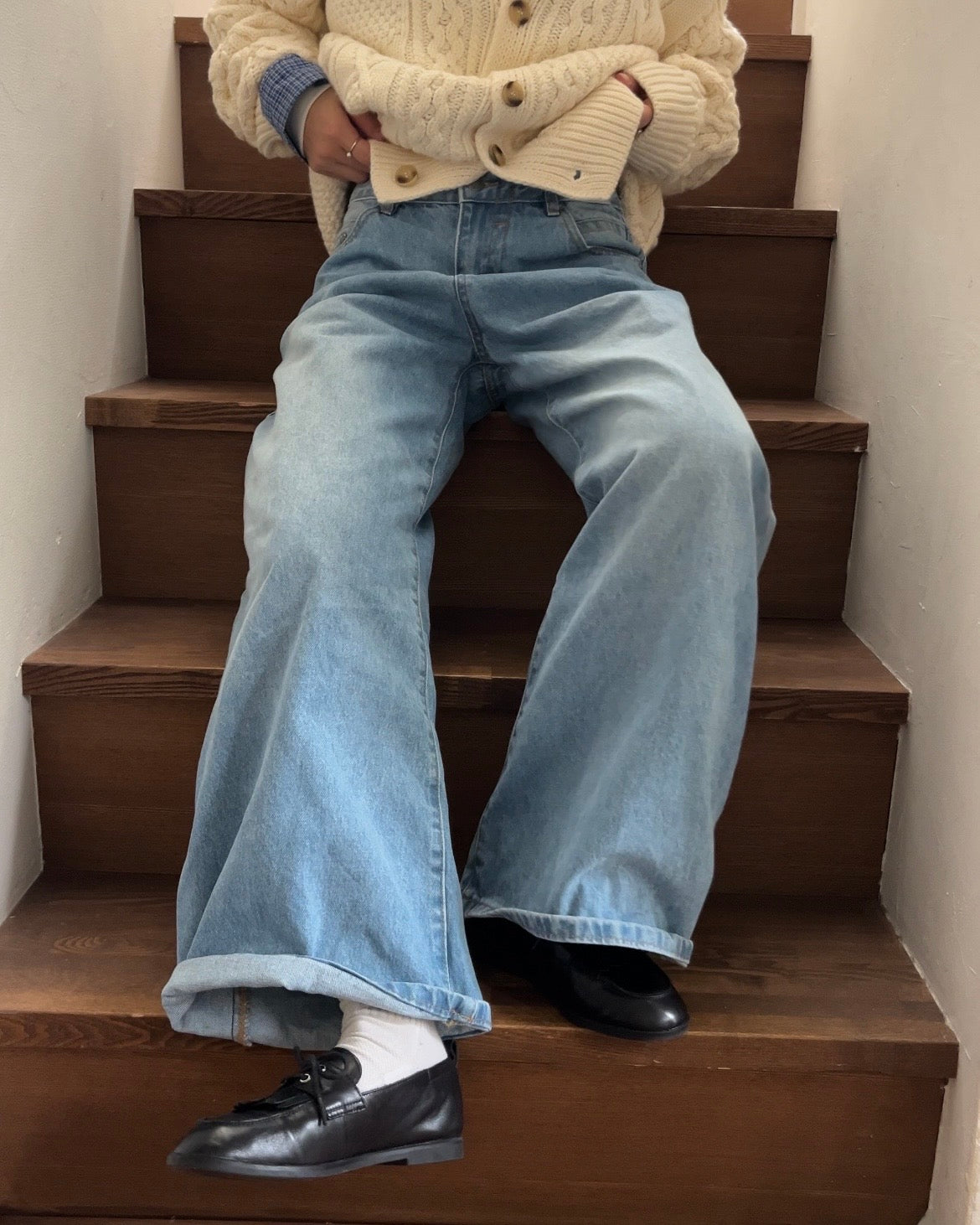 Calm Wash Wide Jeans