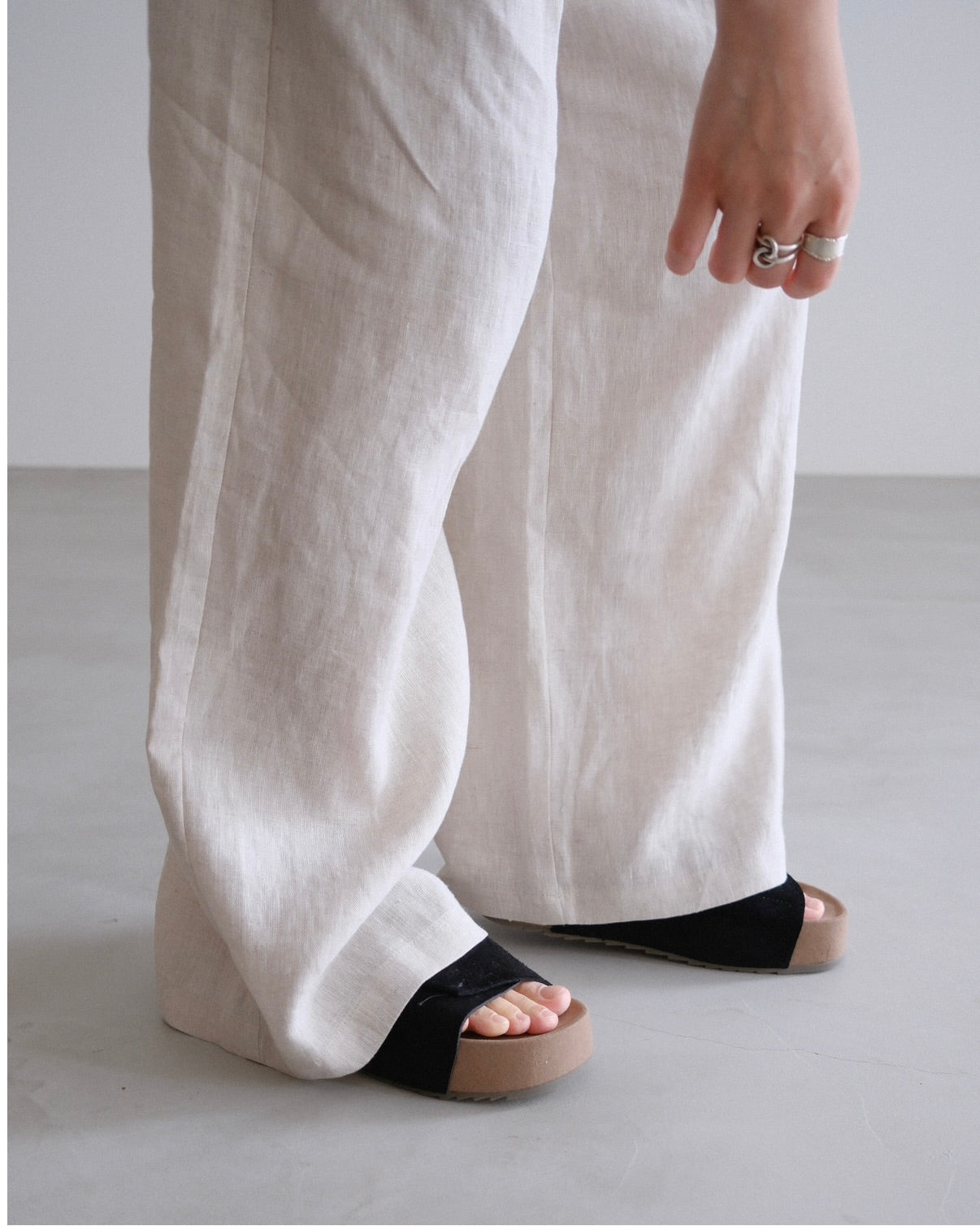 ［8/13new］Suede Leather sandal