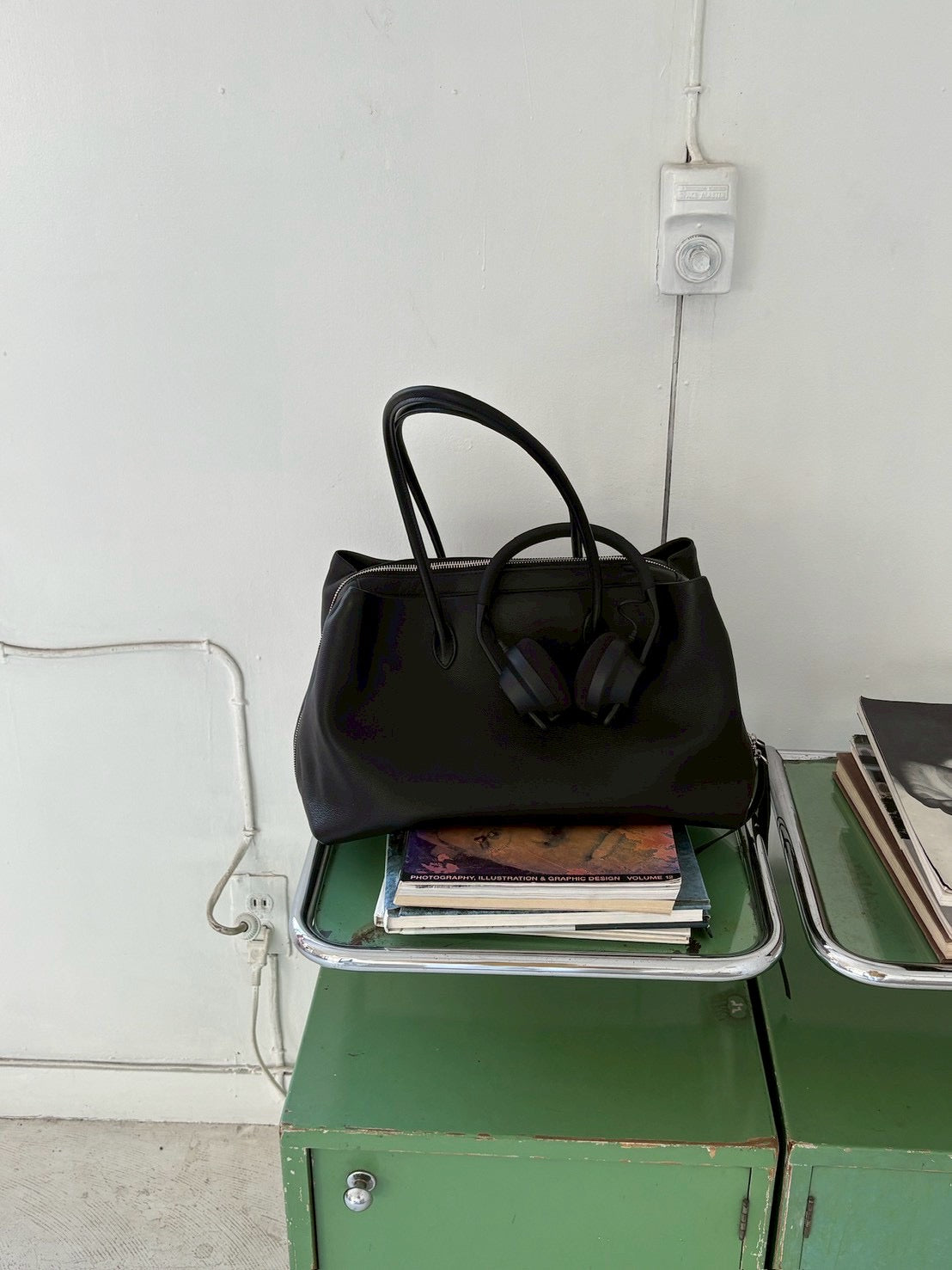 [3/12 new] Razor Boston square bag L