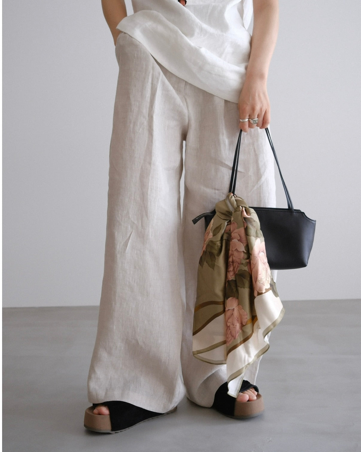 ［8/13new］Suede Leather sandal