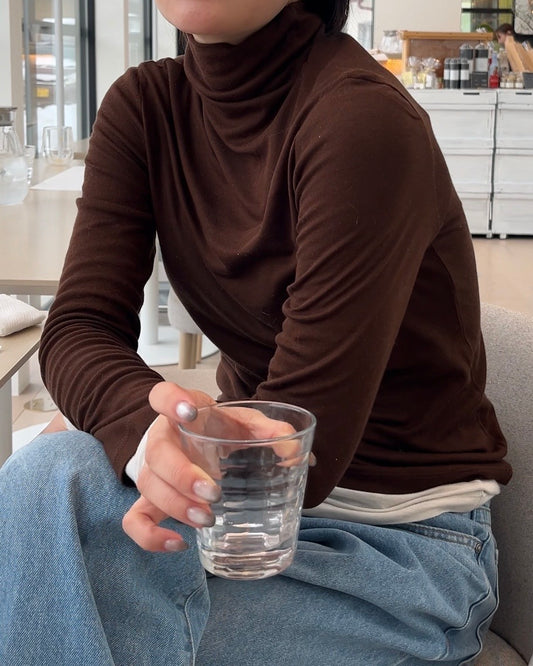 Layer Soft Turtleneck Brown