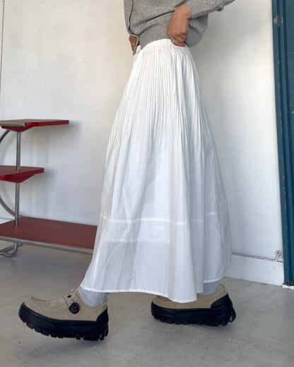 Light Drape Pleats Skirt