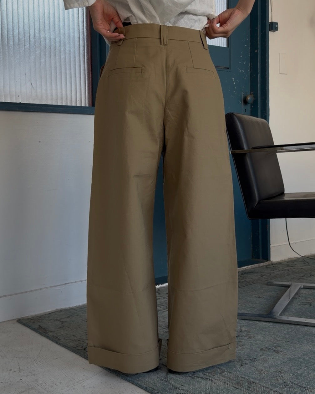 Cotton Tuck Wide Pants