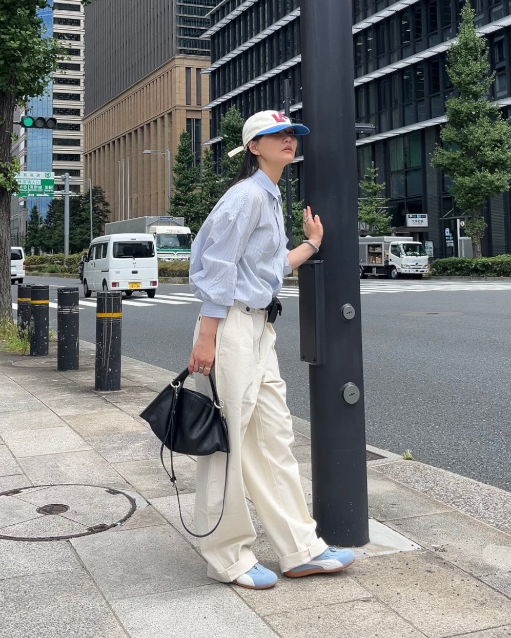 Curve Leather 2way handle bag