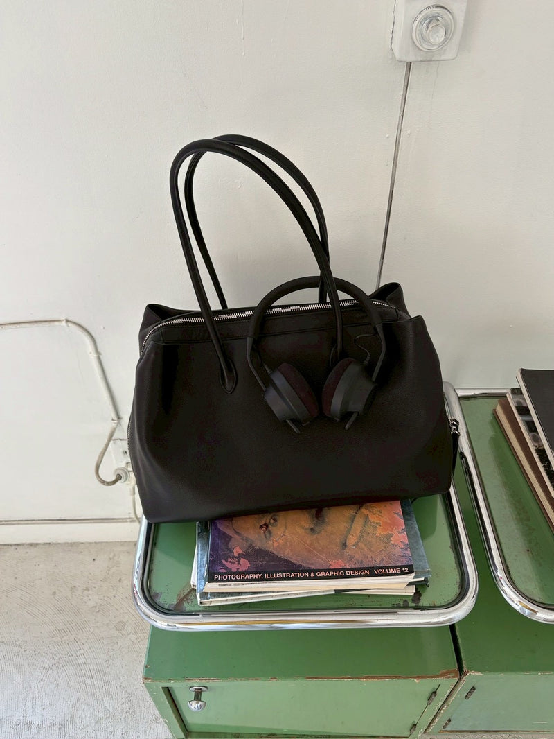 [3/12 new] leather Boston square bag L