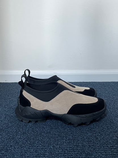 [12/18 new] Earthform Slip-on Ivory