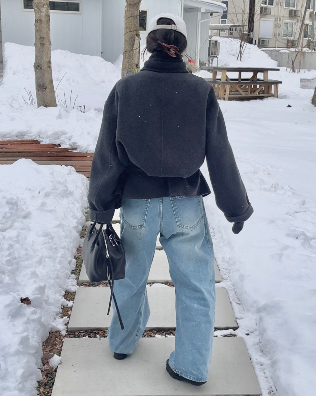 Calm Wash Wide Jeans