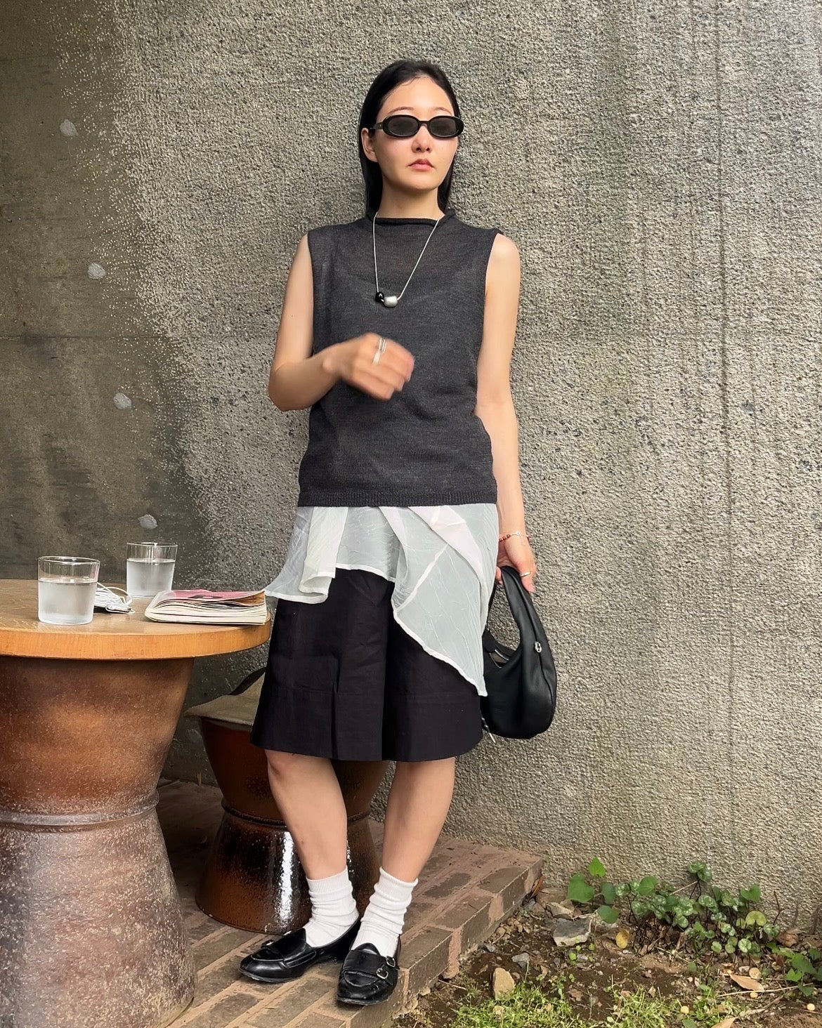 Round Curve Leather Bag black – A.subjjject