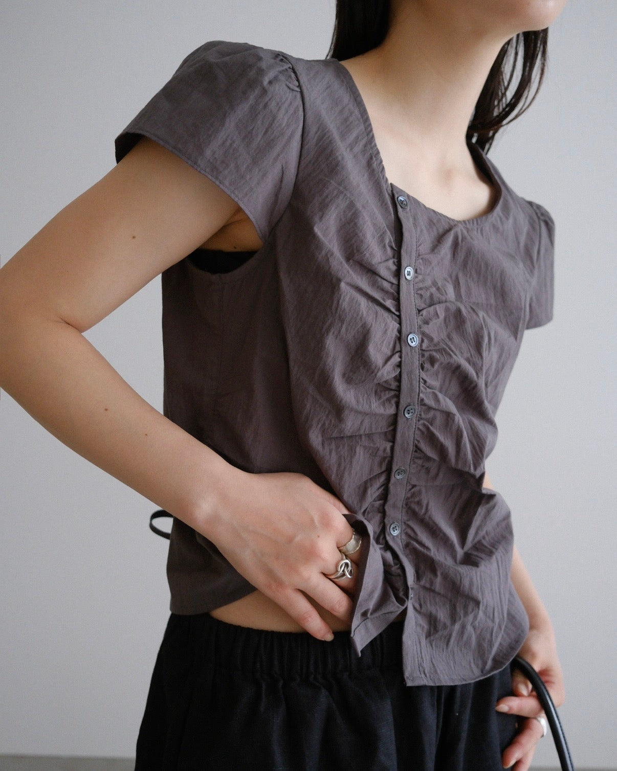 [9/17new]Gather Front Blouse gray