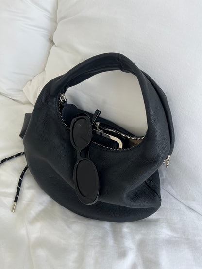 [5/21new]Round Curve Leather Bag black  6月上旬〜下旬入荷