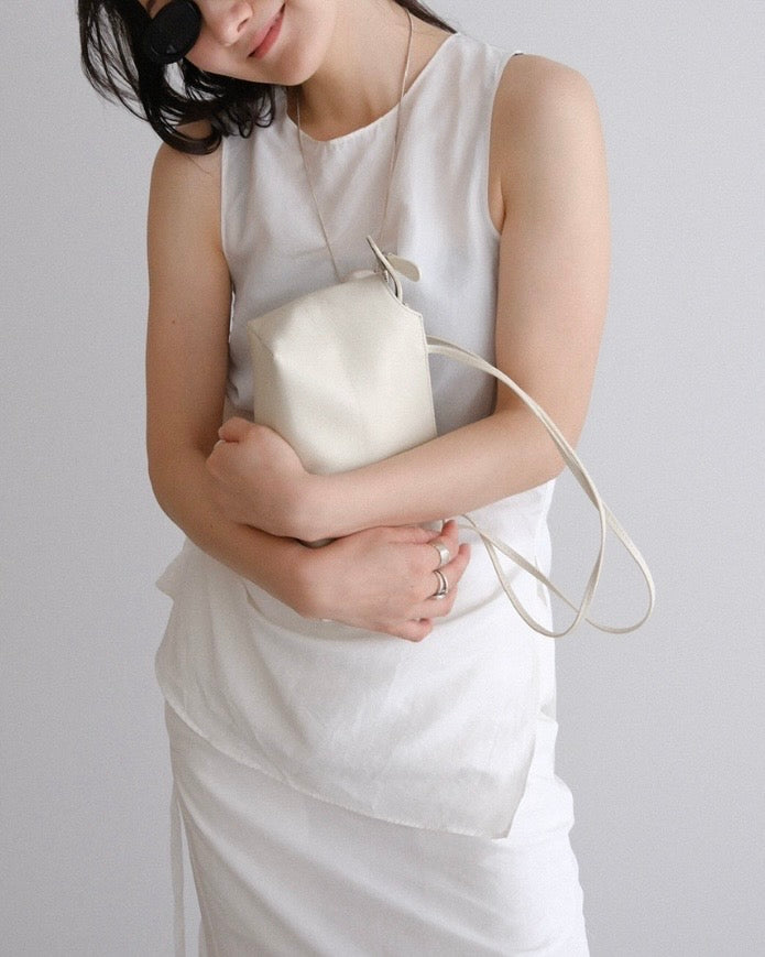 [/8/27new]Silk Sleeveless  onepiece