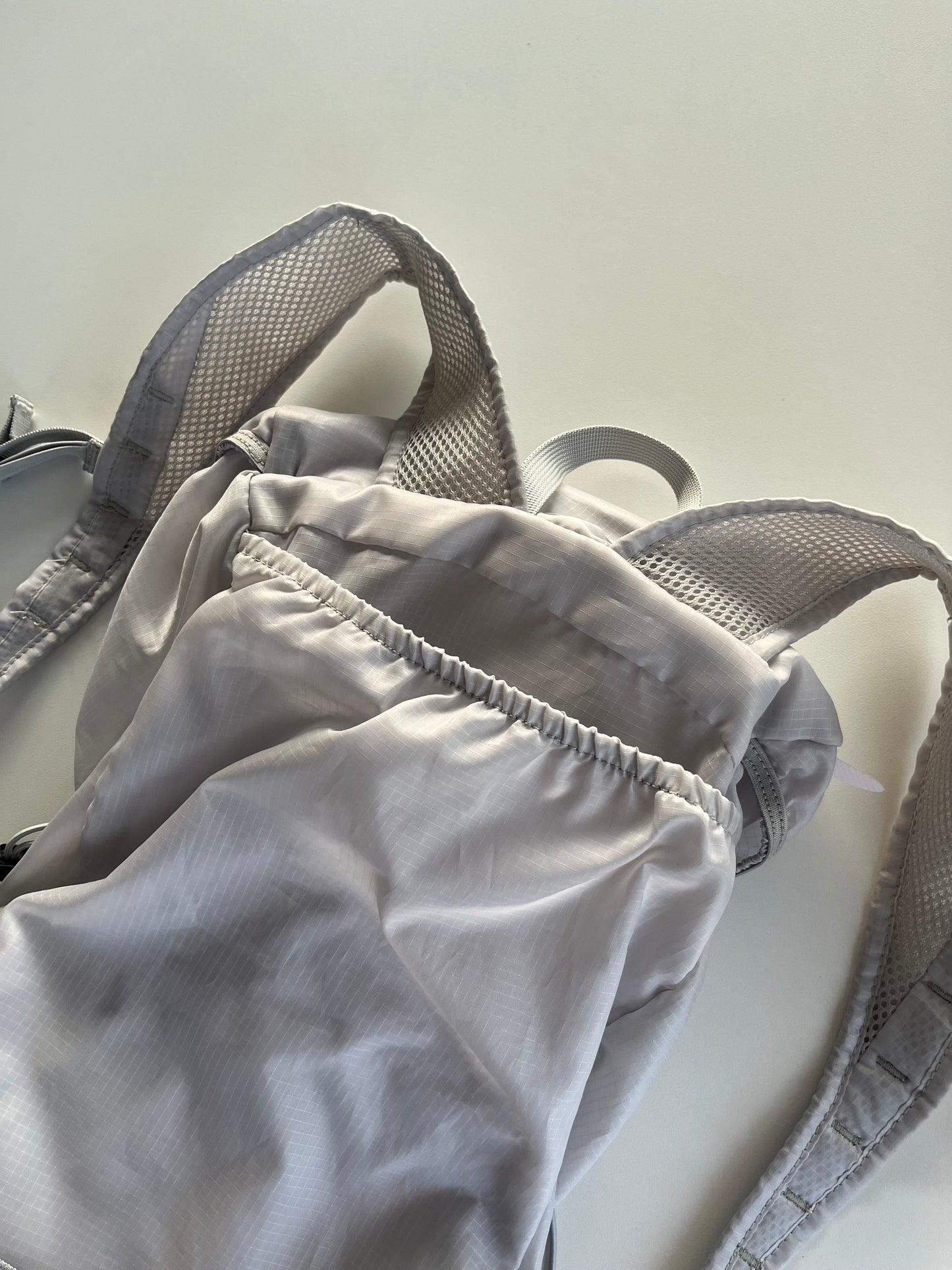 [6/4 new]Packable Trek Backpack 
white 7月下旬納品
