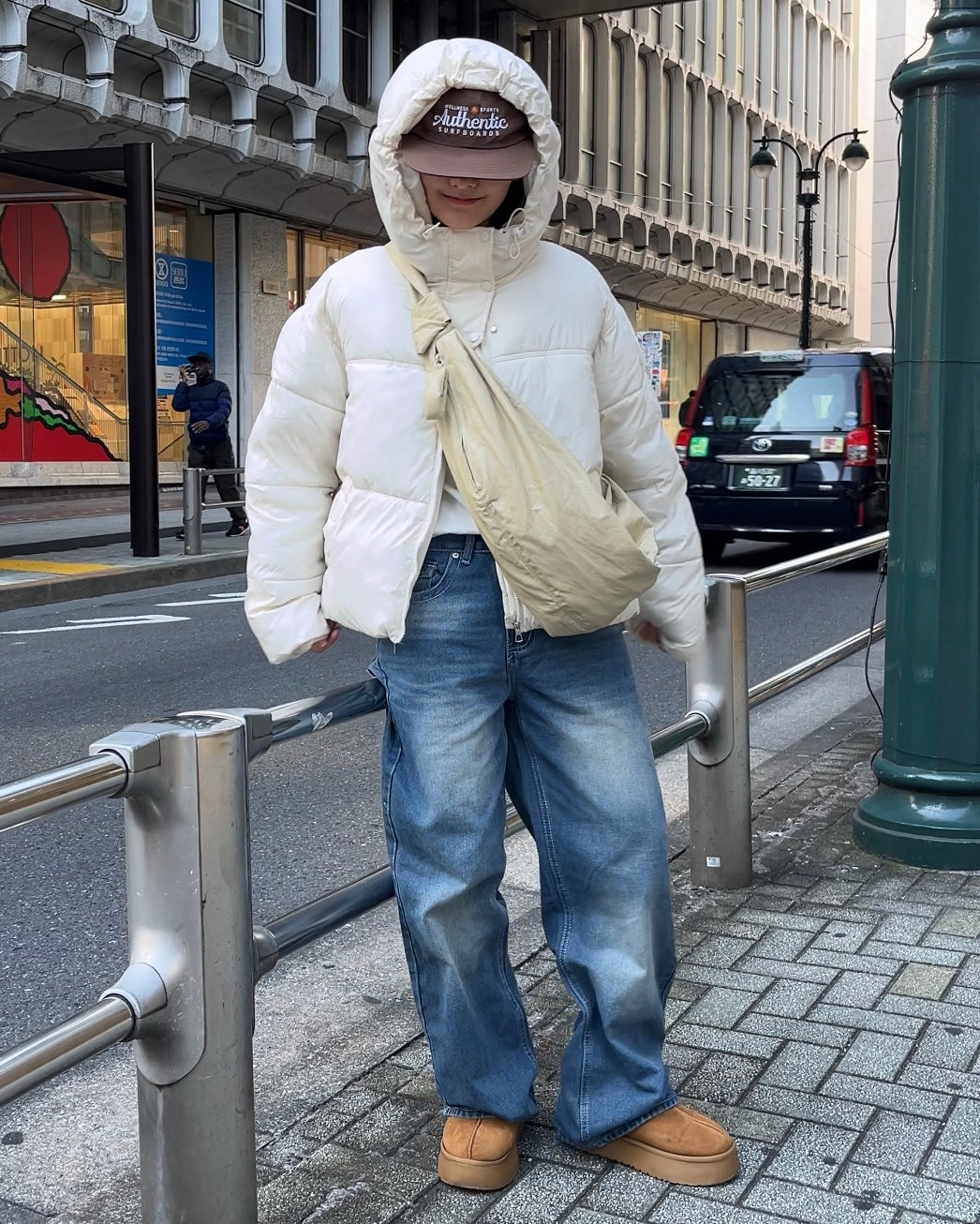 wrinkl shoulder bag ivory