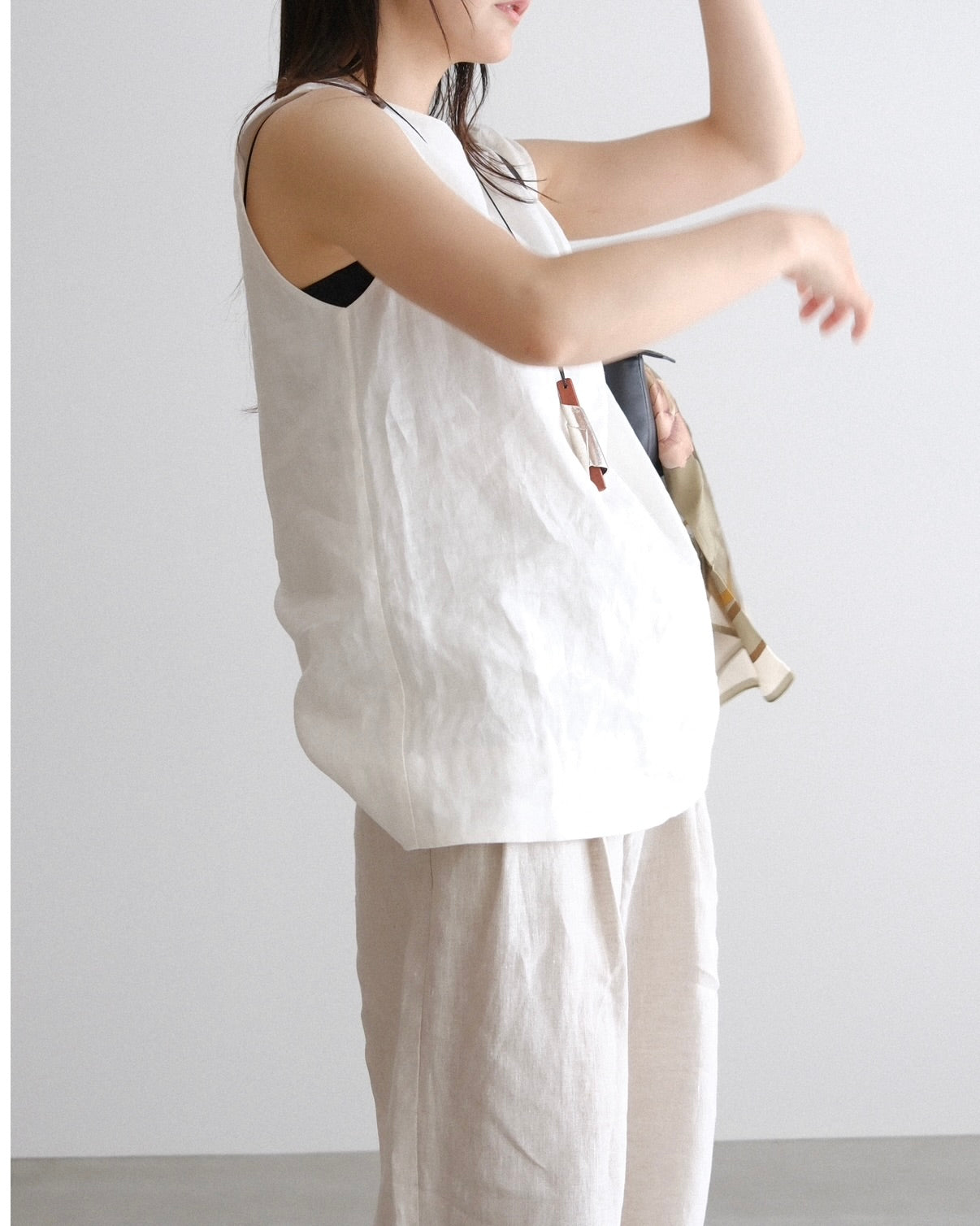 [8/13new]Shoulder Tie Linen Top