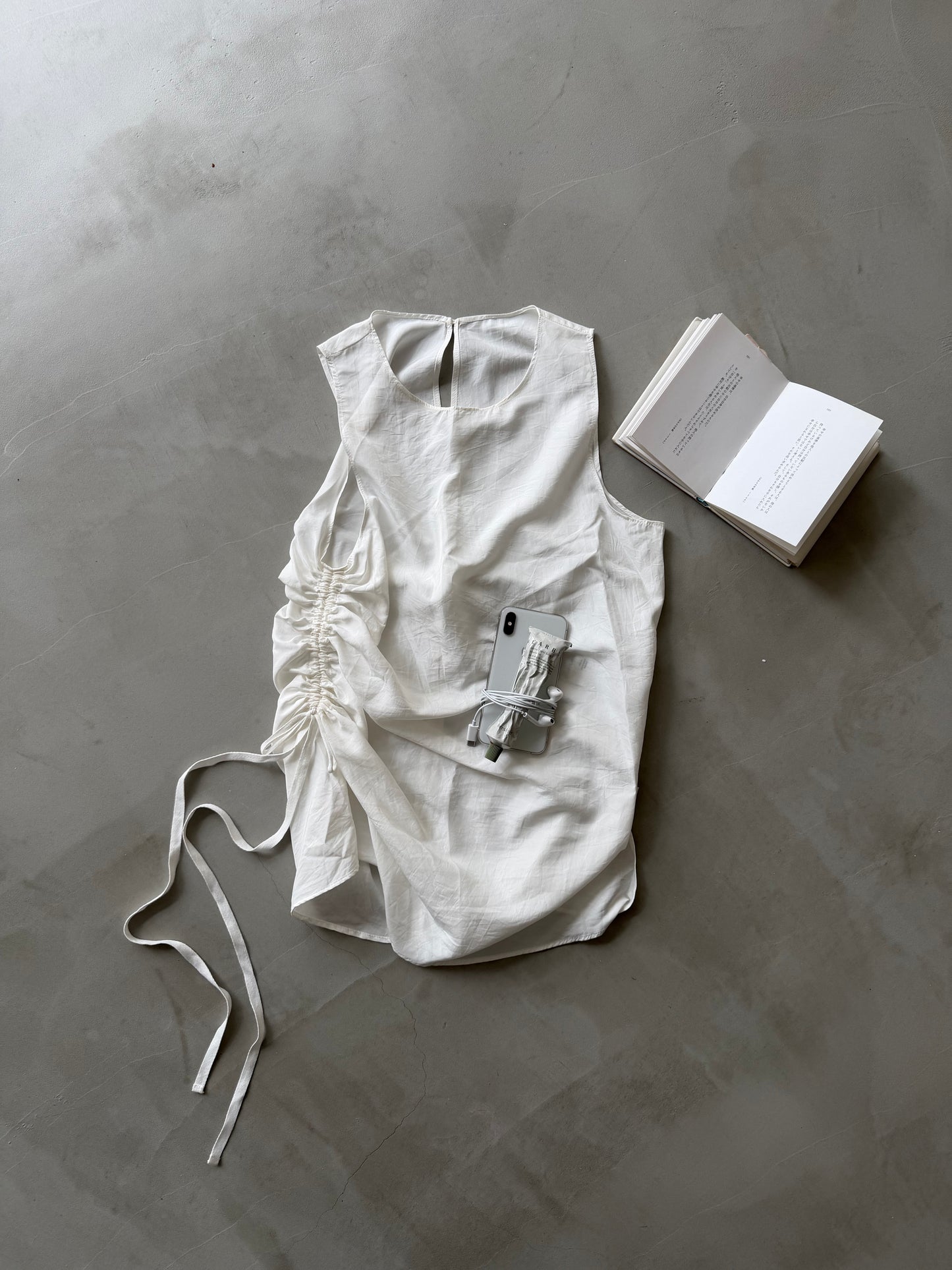 [/8/27new]Silk Sleeveless  onepiece