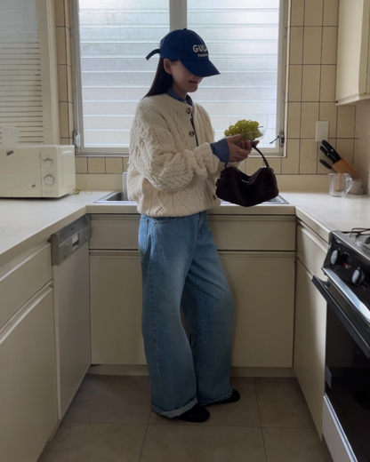 Calm Wash Wide Jeans