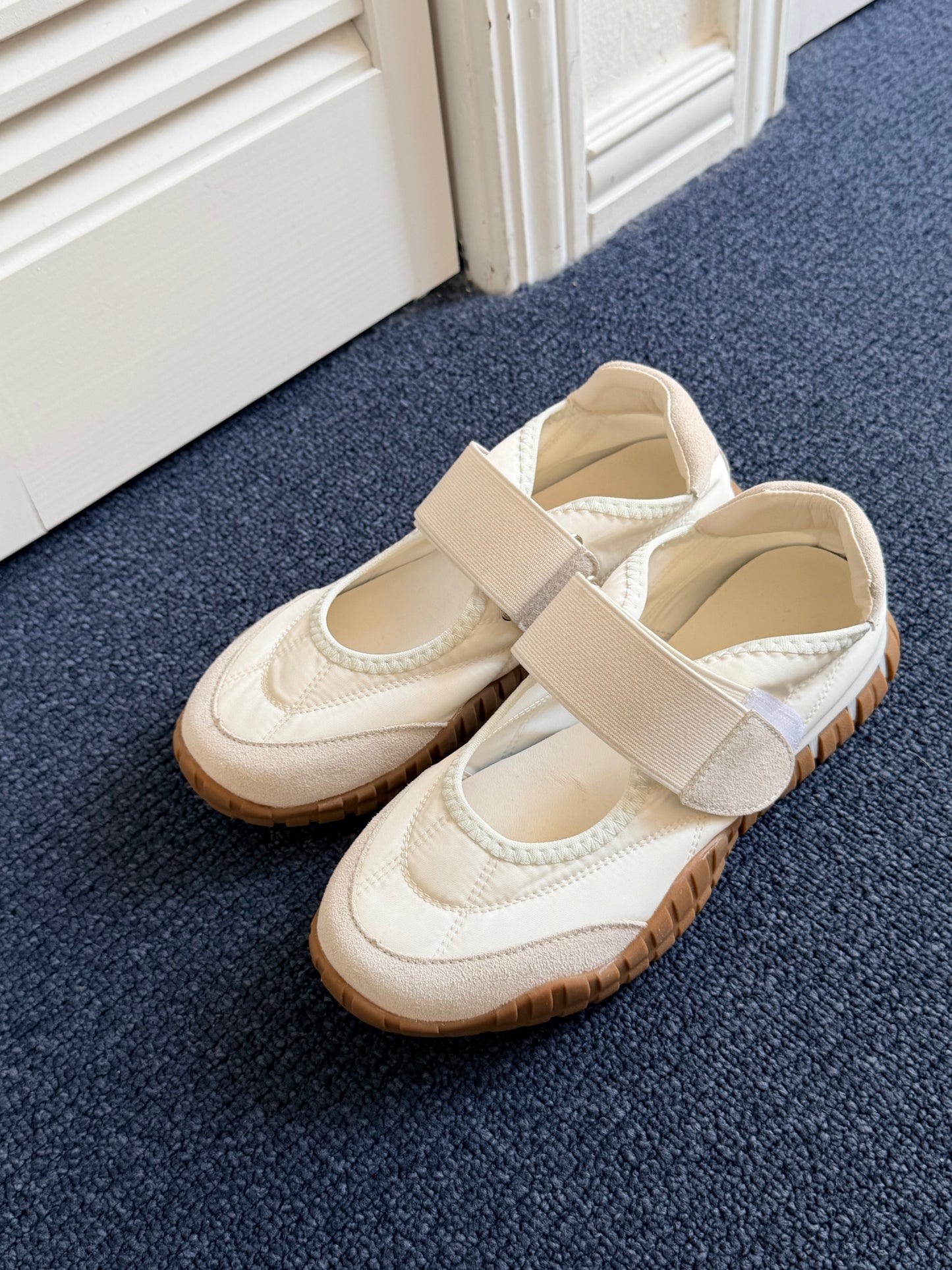 ［6/11new］Belt Fit Shoes white