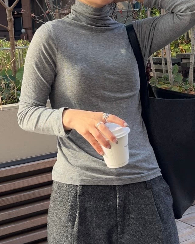 Layer Soft Turtleneck Gray