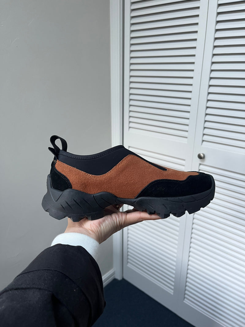 Earthform Slip-on Brown 1月中旬入荷分