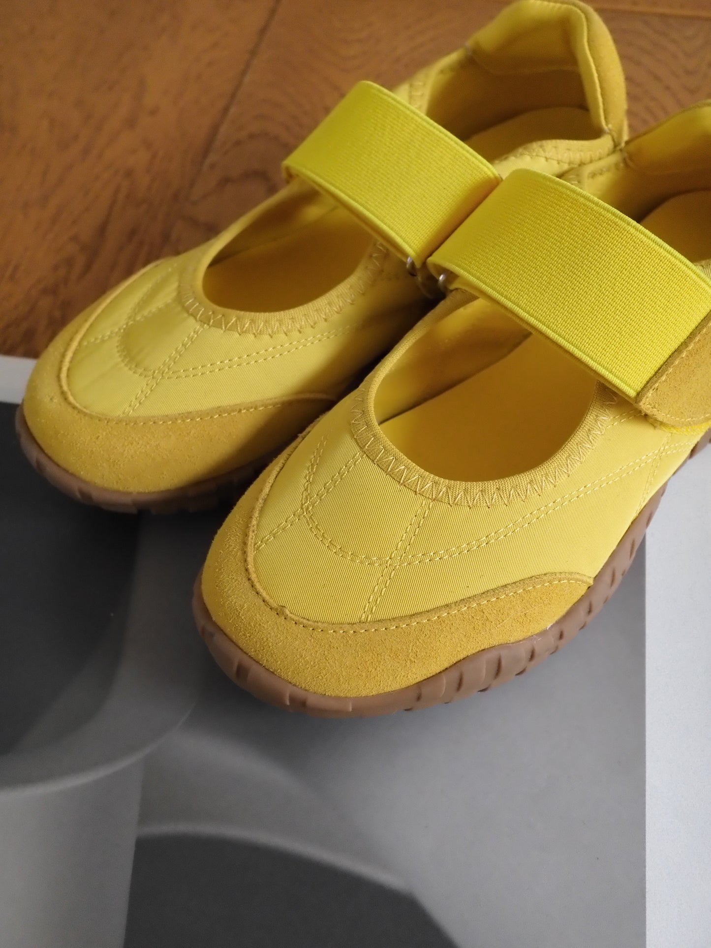 ［6/11new］Belt Fit Shoes yellow