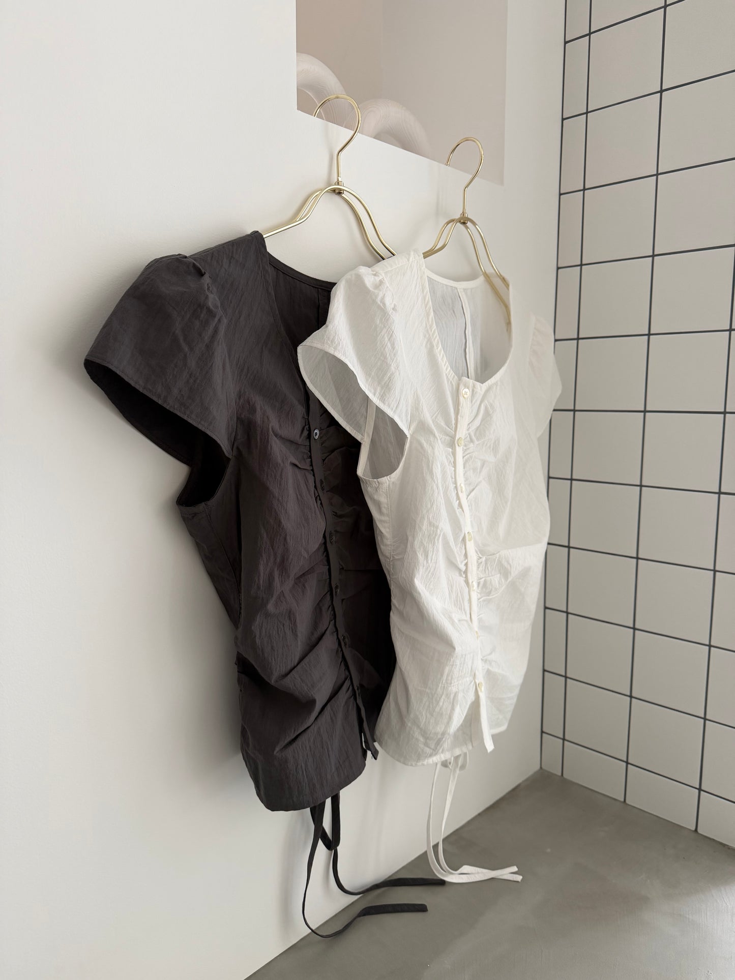 [9/17new]Gather Front Blouse white
