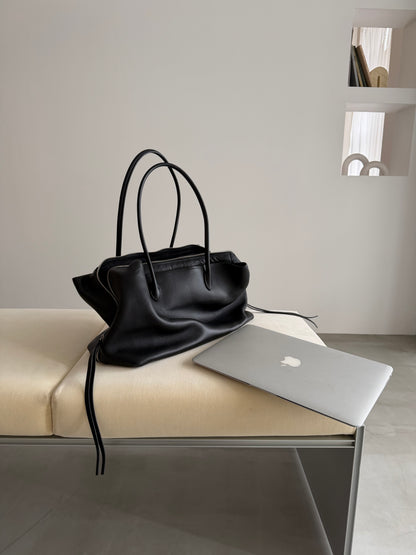 leather Boston square bag L 9月下旬入荷分