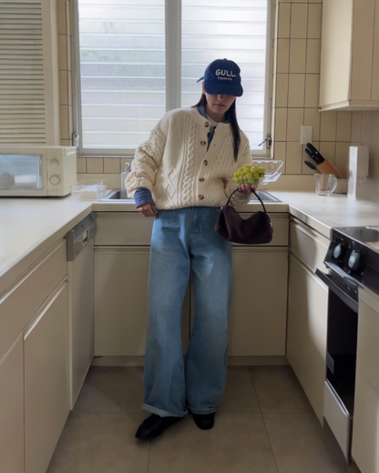 Calm Wash Wide Jeans