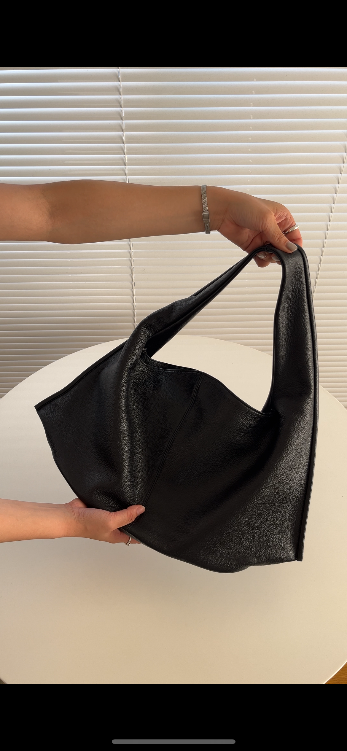 ［8/24restock］［予約］Curve Leather boston  shoulder bag 8月下旬～9月初旬入荷