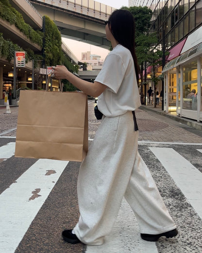 [5/21new]Curved Wide Sweat Pants oatmeal 6月上旬〜下旬入荷