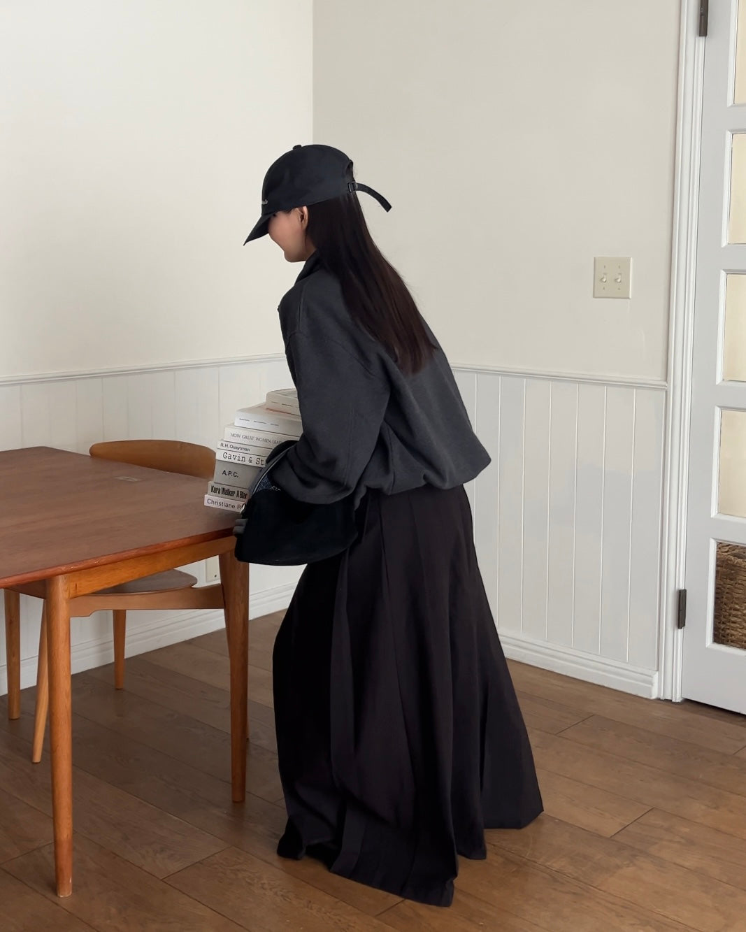 [12/4new] Belted Classic Pleats Skirt  Black 12月下旬入荷分